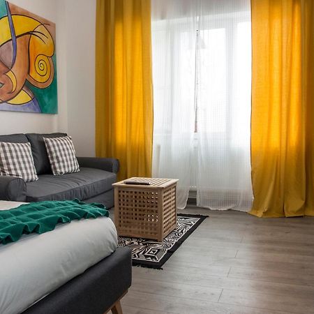 Old Town Premium Apartment By Mrg Bucarest Exterior foto
